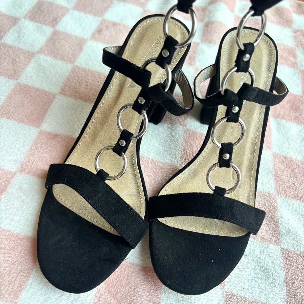 Fashion Nova Heels